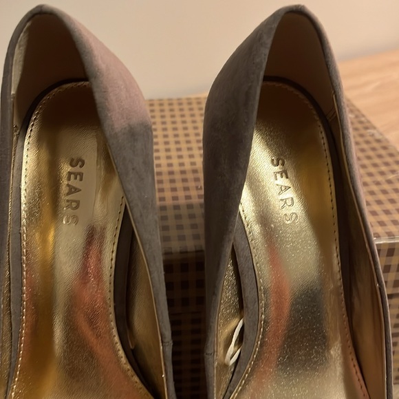 Sears heels - Picture 5 of 6